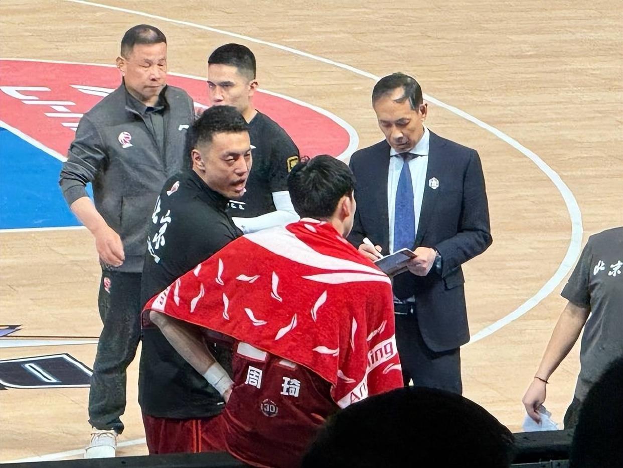 英雄联盟s15-关于浙江稠州迎CBA季后赛关键赛，关键时刻再遭质疑，质疑声仍在，团队化学反应显著的信息