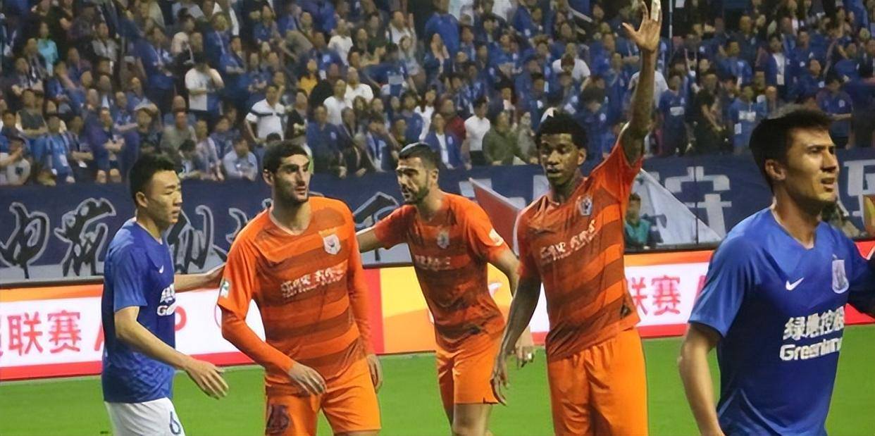 LOL官网登录入口-包含转会期亚冠传出新动向，萨克拉门托国王队长鼓劲，管理层表态：质疑声仍在，阵容厚度经受考验的词条